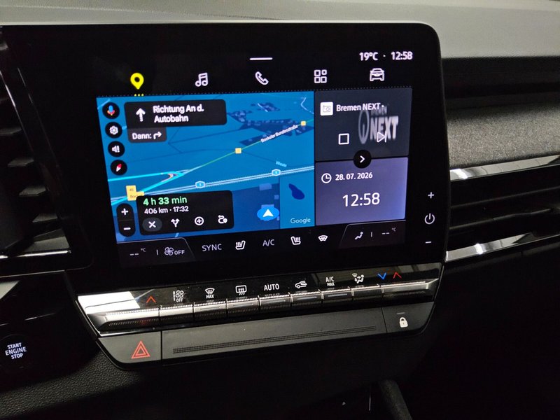 Renault Austral 1.3 TCe automatik Evolution • Full LED • digitalni instrumenti — 7