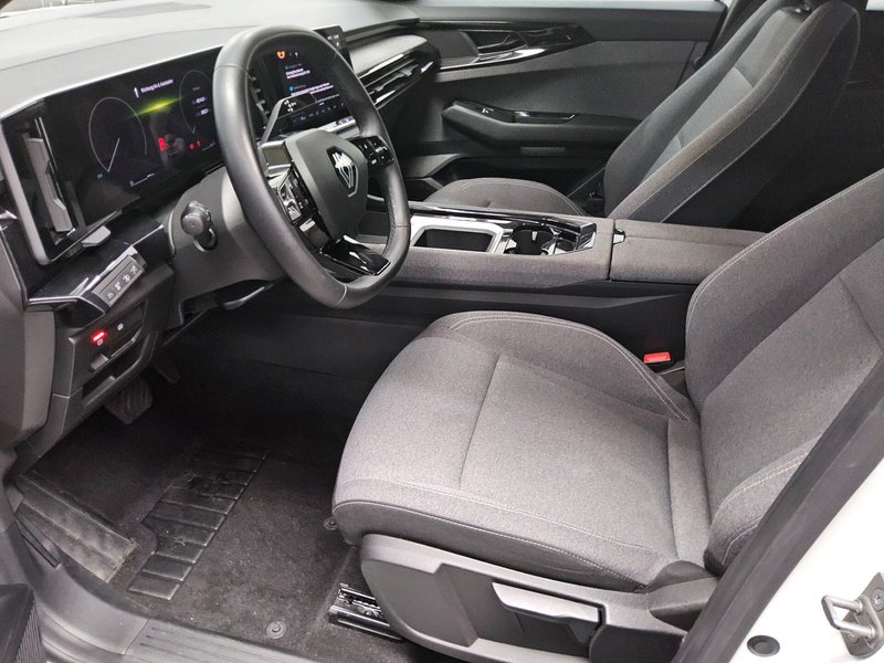 Renault Austral 1.3 TCe automatik Evolution • Full LED • digitalni instrumenti — 9