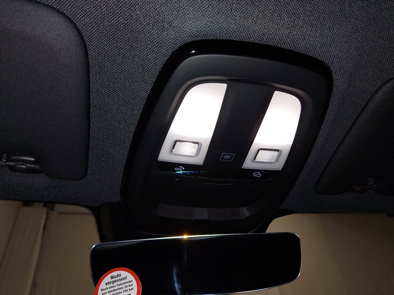 Volvo XC40 Recharge Twin Motor Core • 360° kamera • Full LED — 13