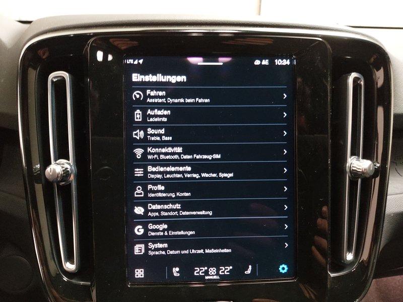 Volvo XC40 Recharge Twin Motor Core • 360° kamera • Full LED — 20