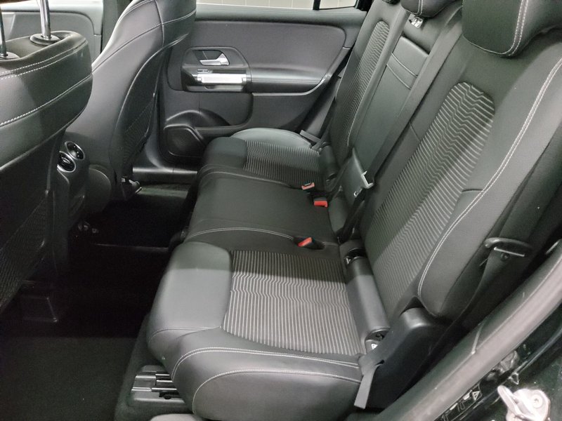 Mercedes-Benz GLB 200 d automatik Progressive • Full LED • AHK — 13