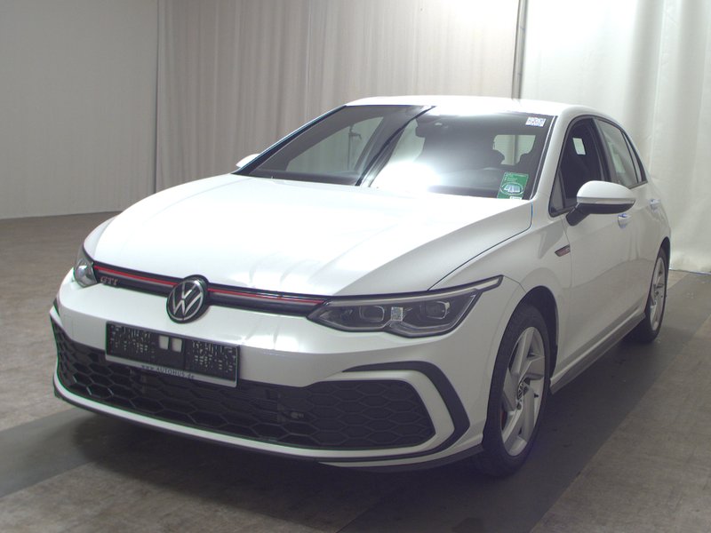 Volkswagen Golf 8 2.0 TSI automatik GTI • Full LED • Alcantara — 2
