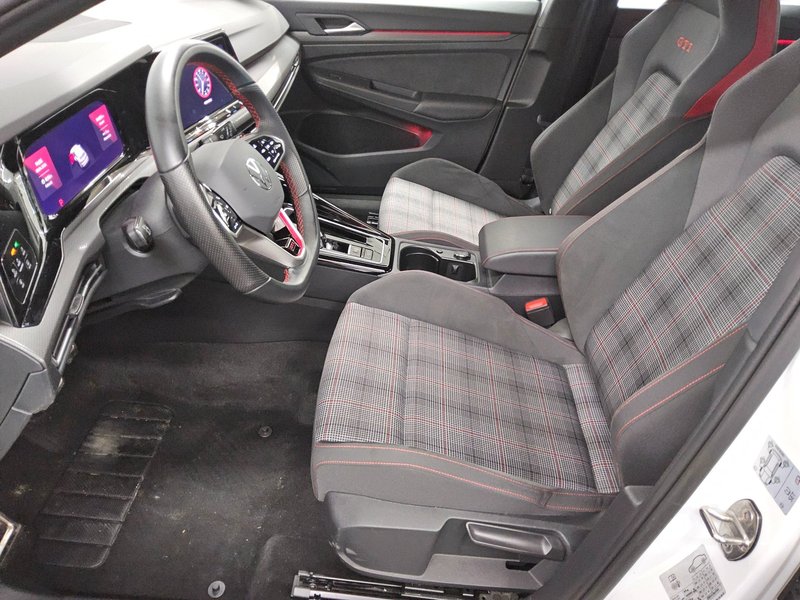 Volkswagen Golf 8 2.0 TSI automatik GTI • Full LED • Alcantara — 9