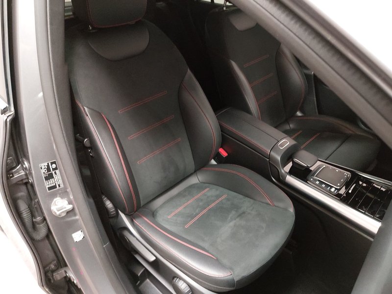 Mercedes-Benz GLA 250 e automatik AMG Line • ACC • kamera • sportska sjedala — 10