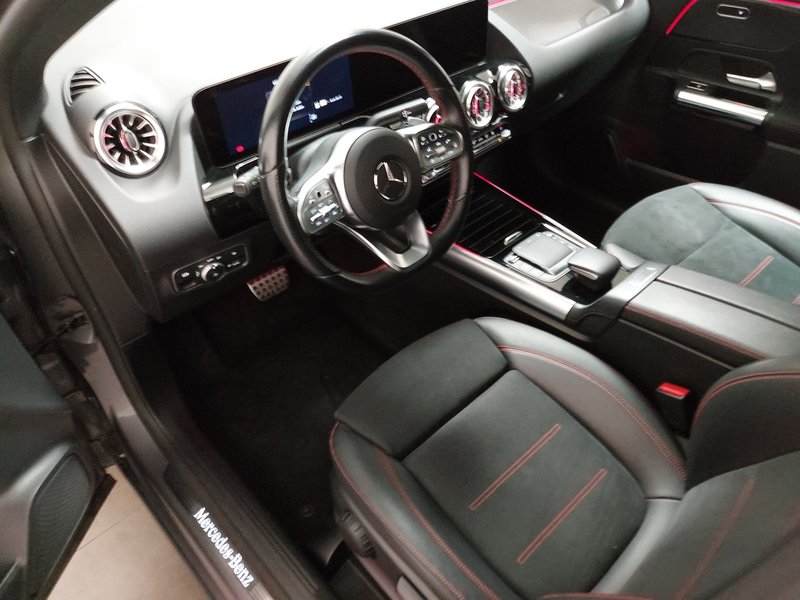 Mercedes-Benz GLA 250 e automatik AMG Line • ACC • kamera • sportska sjedala — 6