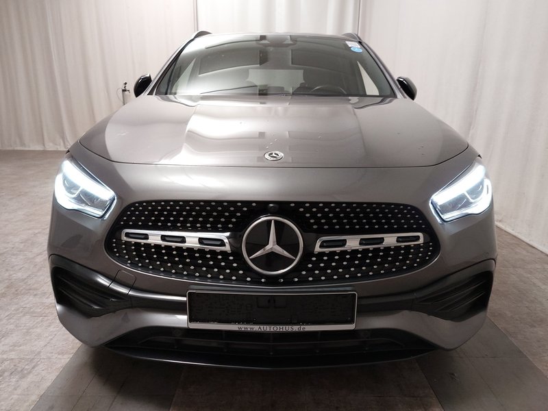 Mercedes-Benz GLA 250 e automatik AMG Line • ACC • kamera • sportska sjedala — 9