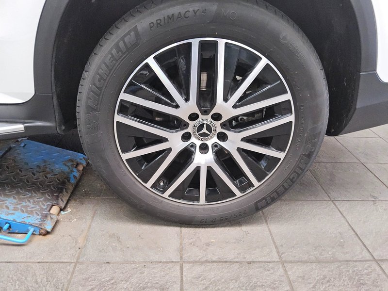 Mercedes-Benz GLC 300 de 4MATIC automatik • panorama • LED — 11