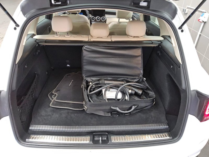 Mercedes-Benz GLC 300 de 4MATIC automatik • panorama • LED — 13