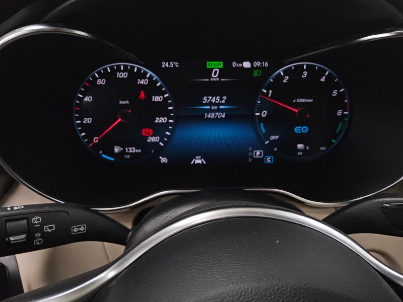 Mercedes-Benz GLC 300 de 4MATIC automatik • panorama • LED — 8