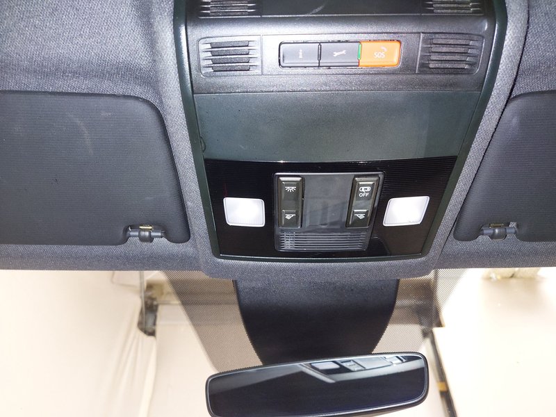 SEAT Arona 1.0 TSI Xperience • Full LED — 16