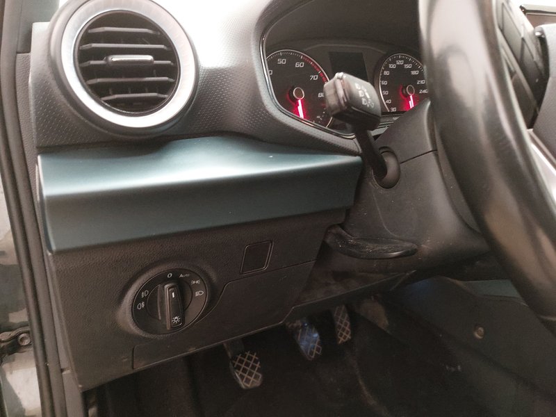 SEAT Arona 1.0 TSI Xperience • Full LED — 7