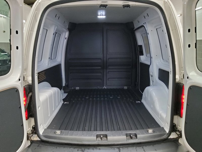 Volkswagen Caddy 2.0 TDI automatik • senzori za parkiranje straga • tempomat — 12