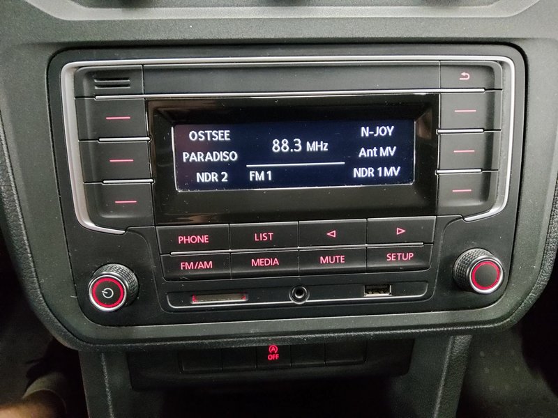 Volkswagen Caddy 2.0 TDI automatik • senzori za parkiranje straga • tempomat — 7