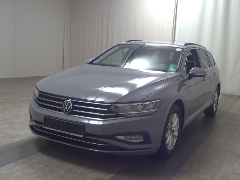 Volkswagen Passat Variant 2.0 TDI automatik • masaža sjedala • ACC — 2