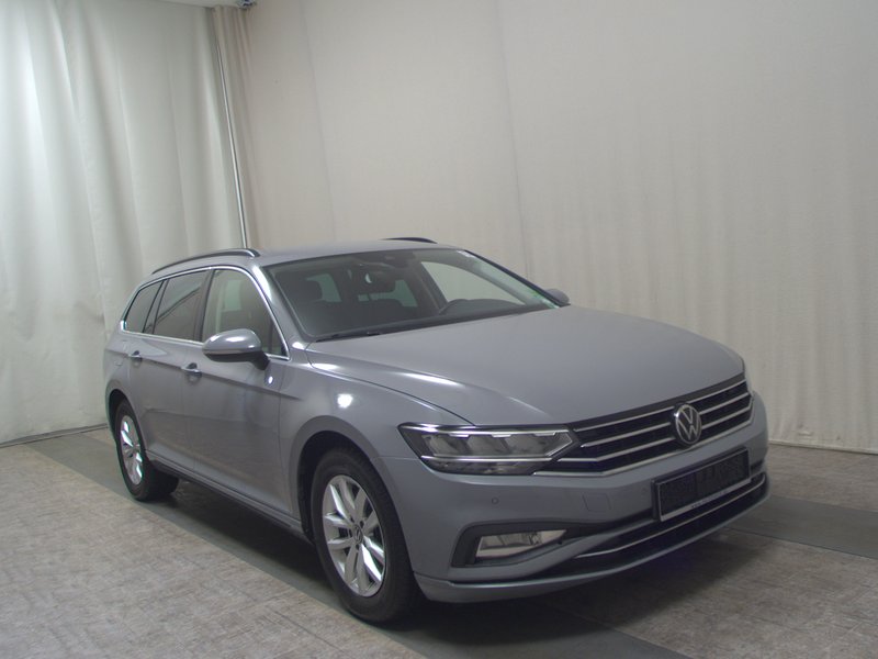 Volkswagen Passat Variant 2.0 TDI automatik • masaža sjedala • ACC — 3