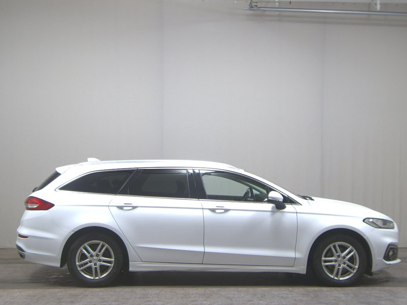 Ford Mondeo Turnier 2.0 EcoBlue automatik Titanium • LED • navi