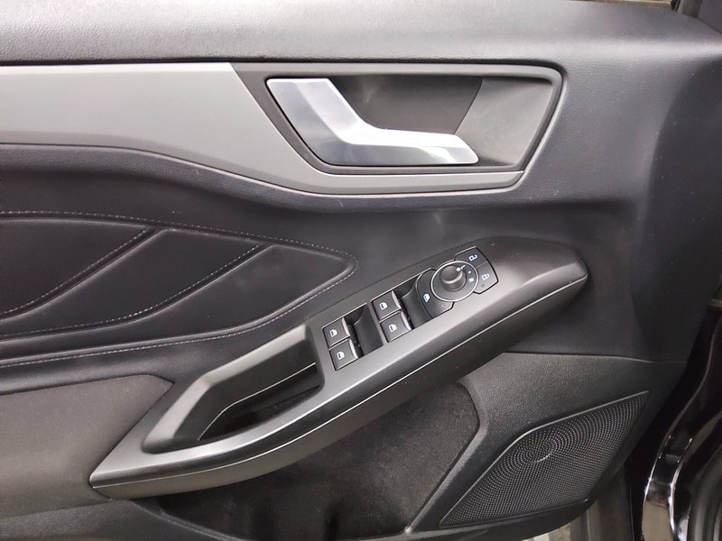 Ford Focus Turnier 1.5 EcoBlue automatik Cool&Connect • LED • navi — 9