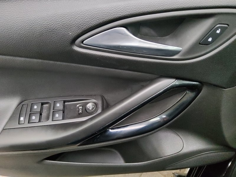 Opel Astra 1.5 D automatik Elegance • Full LED • alu felge — 9
