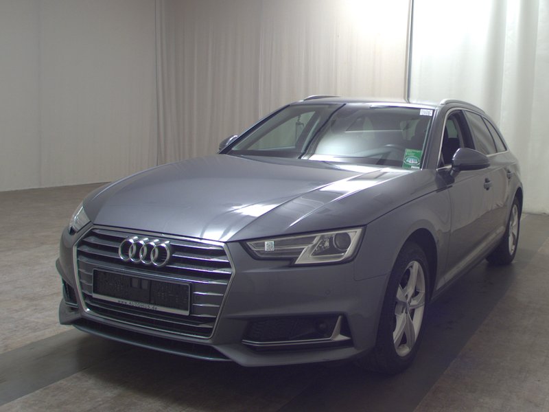 Audi A4 Avant 40 TDI sport • ACC • kuka za vuču — 2