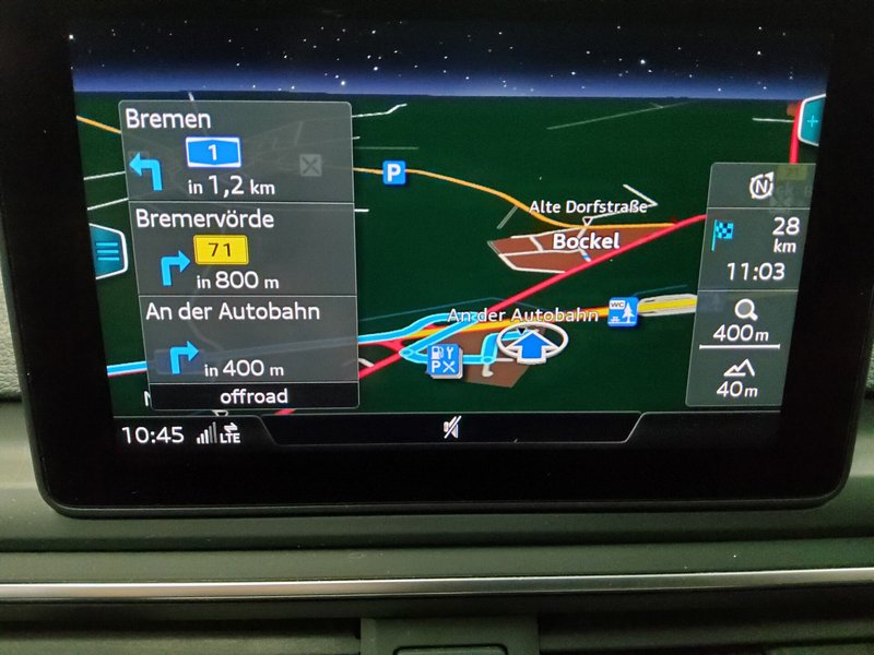 Audi A4 Avant 40 TDI sport • ACC • kuka za vuču — 7