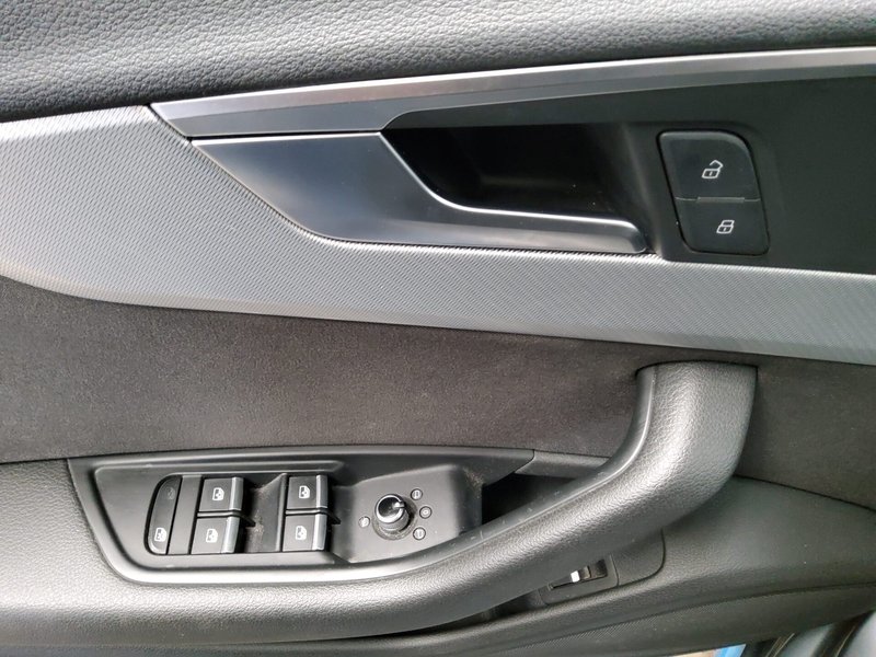 Audi A4 Avant 40 TDI sport • ACC • kuka za vuču — 9