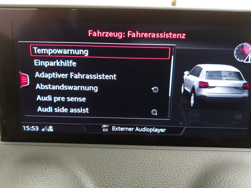 Audi Q2 30 TDI automatik S line • LED • djelomično koža — 20