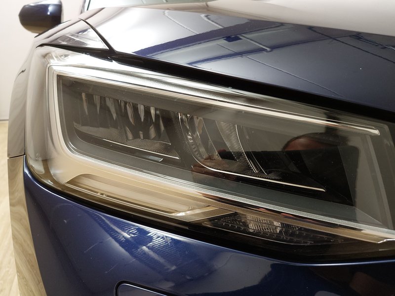 Audi Q2 30 TDI automatik S line • LED • djelomično koža — 22