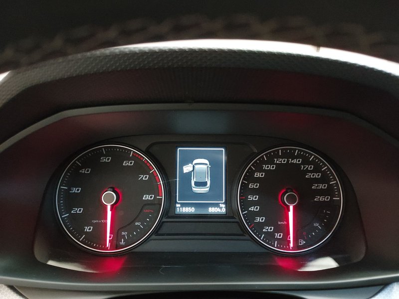 SEAT Leon Sportstourer 1.0 TSI Reference • LED — 20
