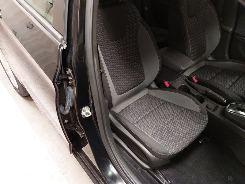 Opel Astra ST 1.5 D automatik • LED • AHK — 10