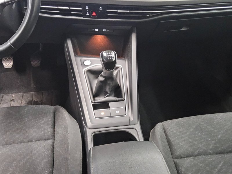 Volkswagen Golf 8 Variant 2.0 TDI Life • koža • Full LED — 6