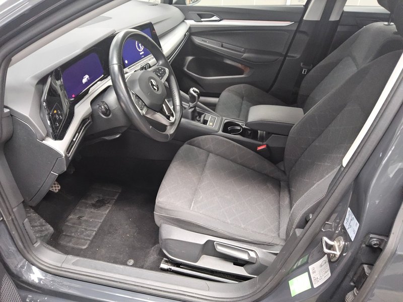 Volkswagen Golf 8 Variant 2.0 TDI Life • koža • Full LED — 9