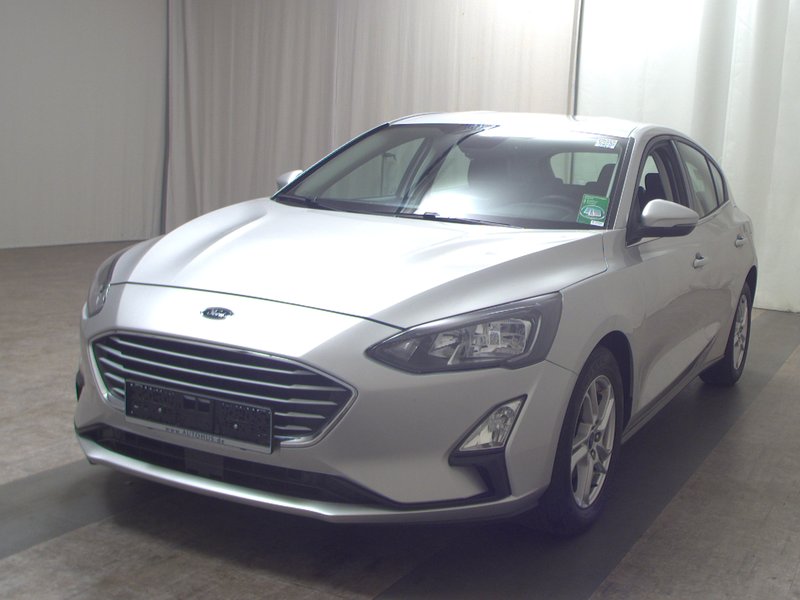 Ford Focus 1.5 EcoBlue Cool&Connect • 360° kamera • LED — 2
