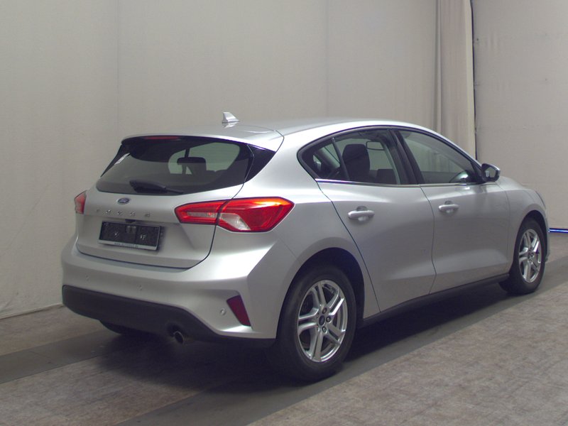 Ford Focus 1.5 EcoBlue Cool&Connect • 360° kamera • LED — 4