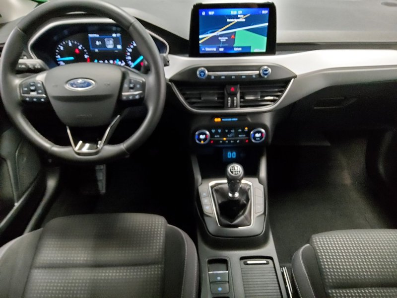 Ford Focus 1.5 EcoBlue Cool&Connect • 360° kamera • LED — 5