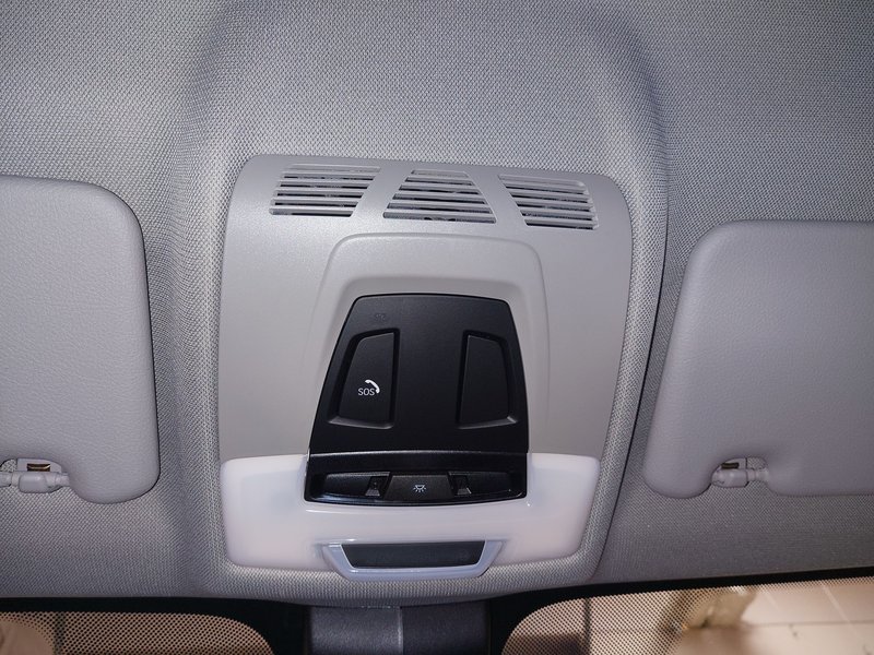 BMW X1 xDrive20d Advantage automatik • ACC • LED — 13