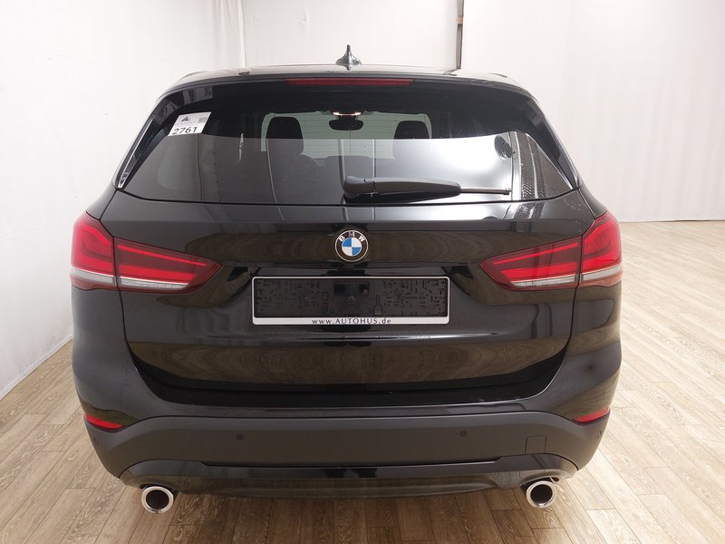 BMW X1 xDrive20d Advantage automatik • ACC • LED — 14
