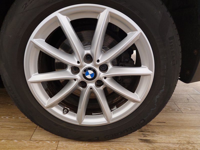 BMW X1 xDrive20d Advantage automatik • ACC • LED — 8