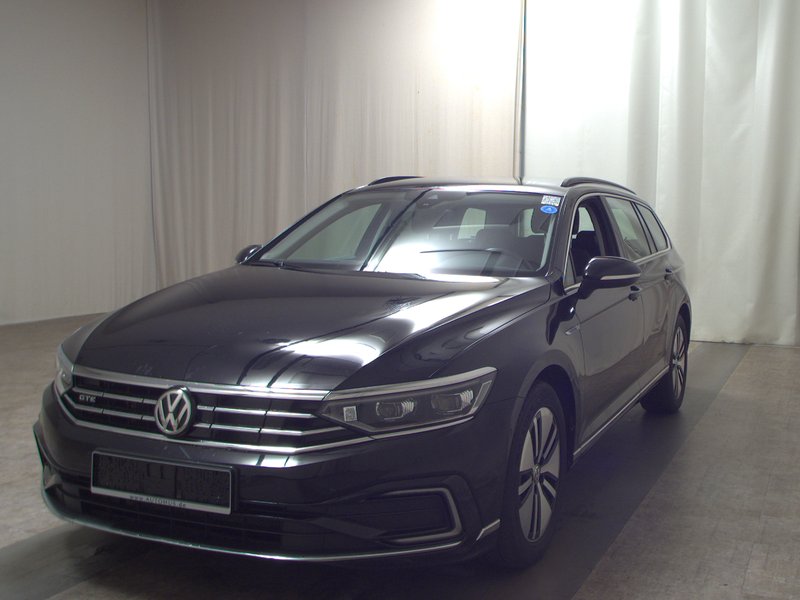 Volkswagen Passat Variant GTE 1.4 TSI automatik • ACC • LED — 2