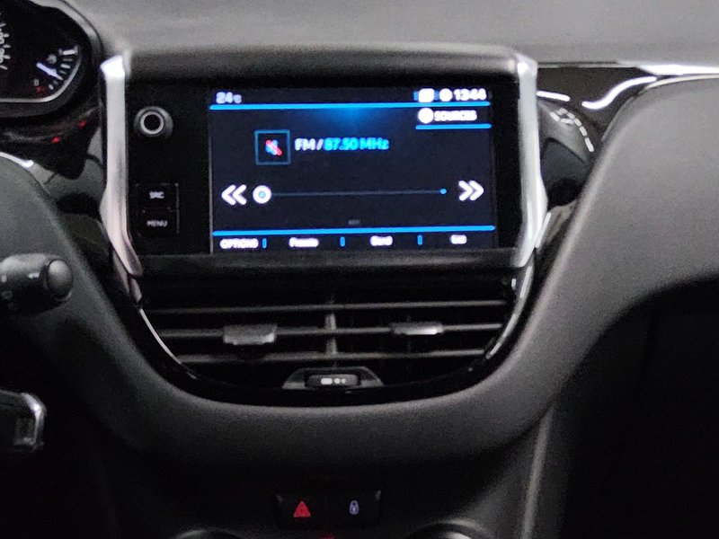 Peugeot 208 1.5 BlueHDI Active • navigacija — 7