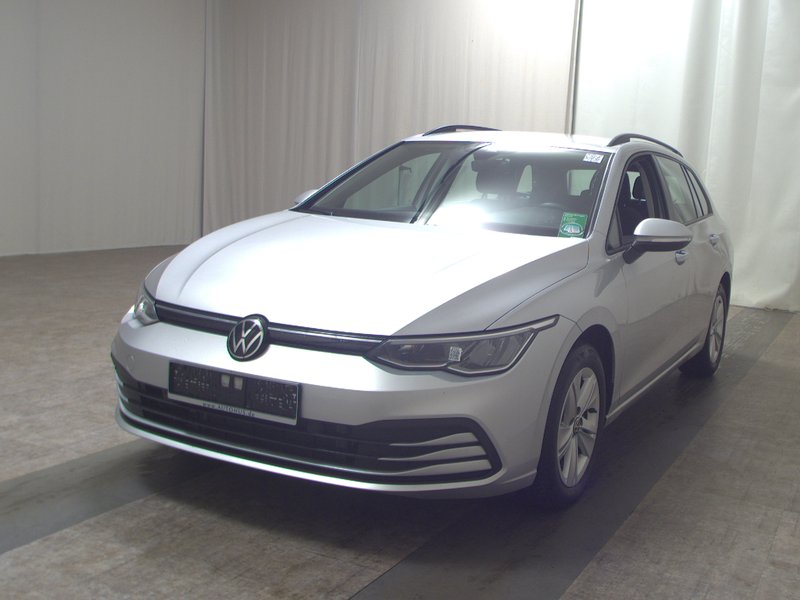 Volkswagen Golf 8 Variant 2.0 TDI automatik Life • ACC • Full LED — 2