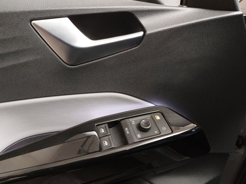 Volkswagen ID.3 Pro S • ACC • LED — 5