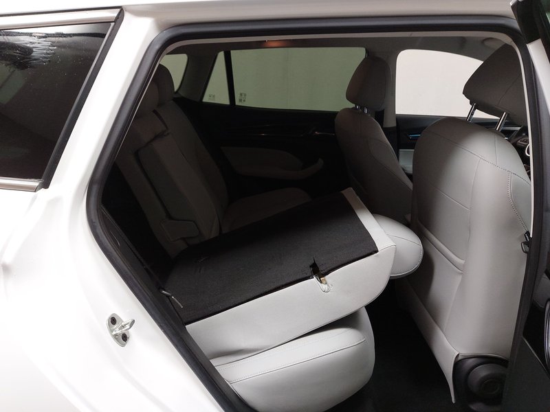 MG MG5 Luxury • 360° kamera • koža — 11