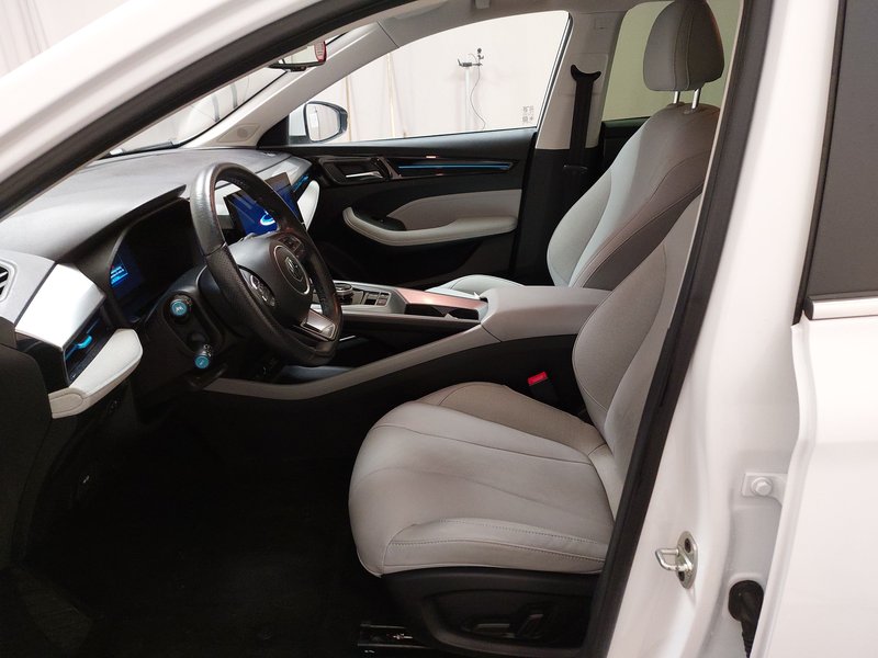 MG MG5 Luxury • 360° kamera • koža — 6