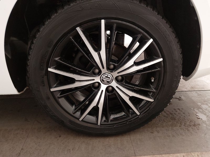 MG MG5 Luxury • 360° kamera • koža — 8