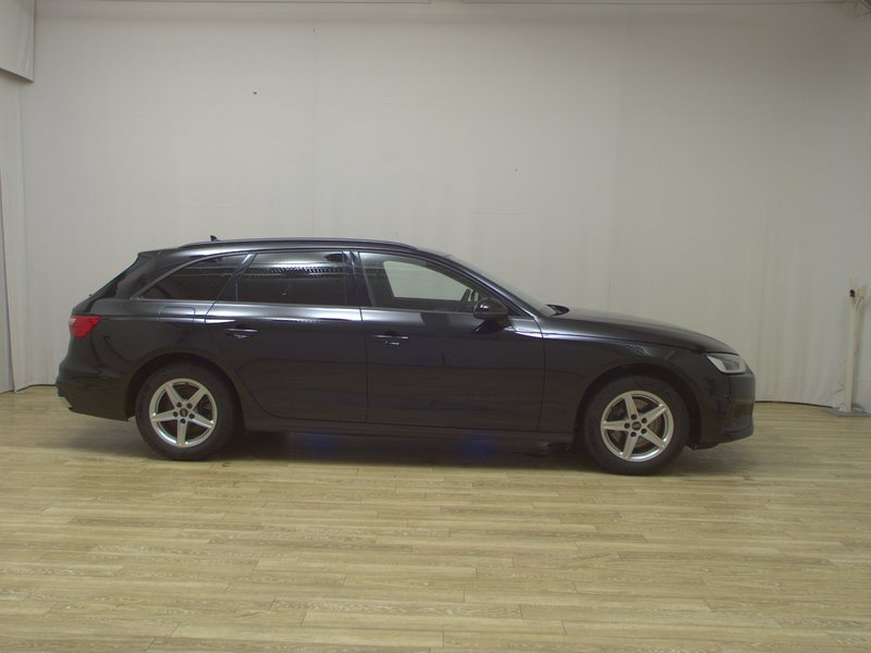 Audi A4 Avant 35 TDI automatik • koža • AHK