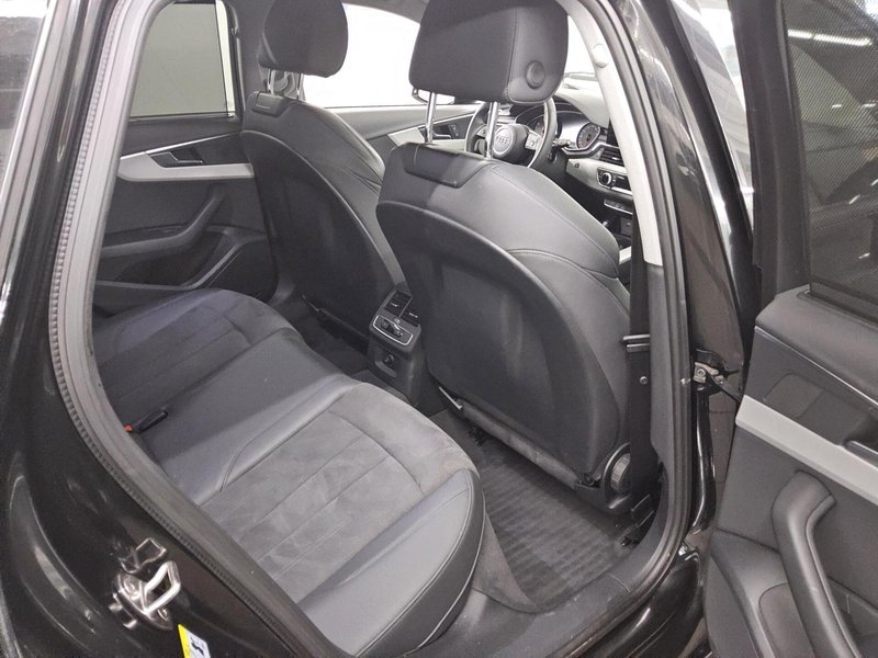 Audi A4 Avant 35 TDI automatik • koža • AHK — 13