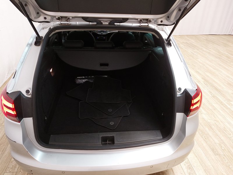 Opel Astra ST 1.5 D Elegance • LED • navigacija — 17