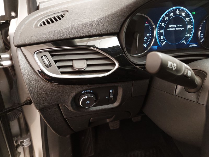Opel Astra ST 1.5 D Elegance • LED • navigacija — 7