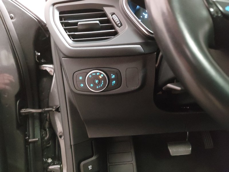 Ford Focus 1.5 EcoBlue automatik Active • Full LED • panorama — 11