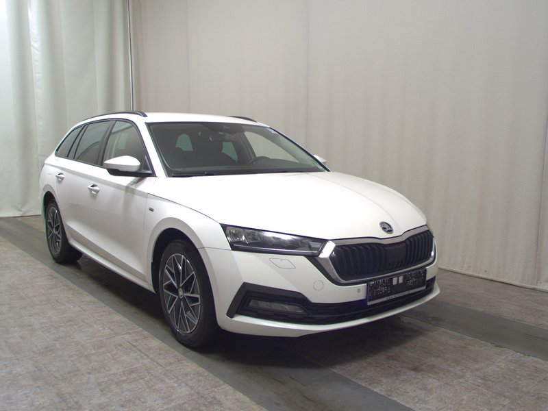 Škoda Octavia Kombi 2.0 TDI automatik Ambition • ACC • Full LED — 3